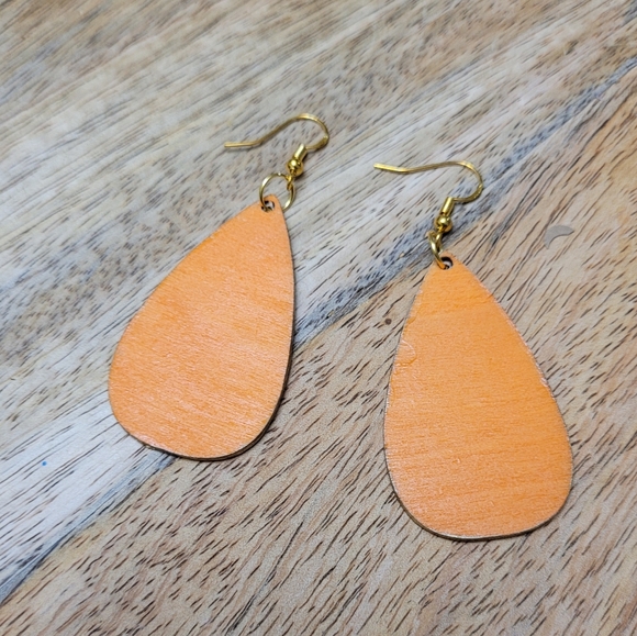 HAND CRAFTED Orange Lime Leaf Teardrop Dangle Earrings - Picture 5 of 5